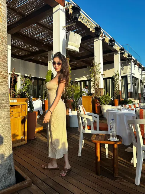 Акнур escort in Алматы