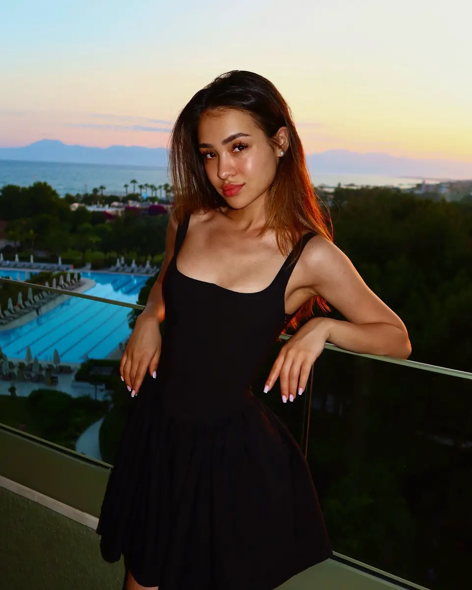 Айанат escort in Алматы
