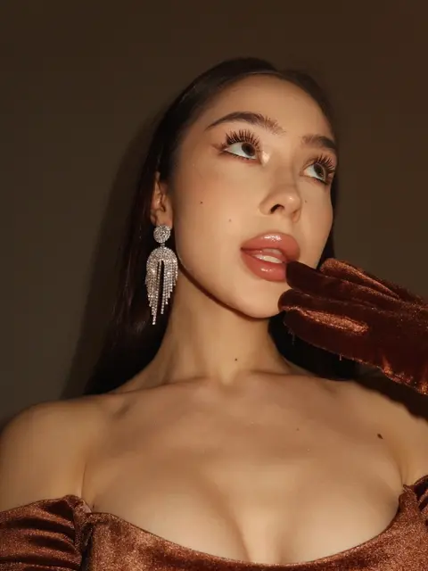 Эльмира escort in Алматы
