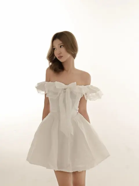 Эмили escort in Алматы