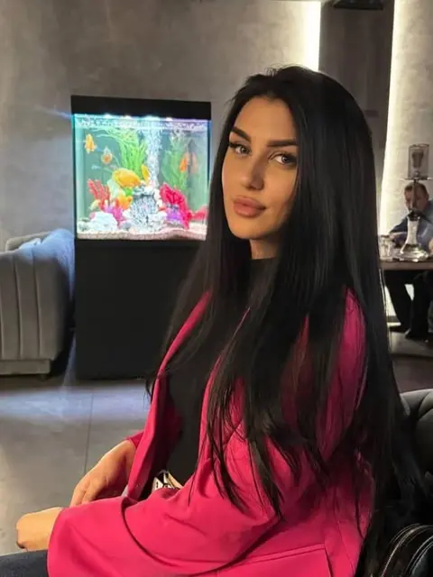 Эния escort in Алматы