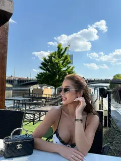 Гульмира escort in Алматы