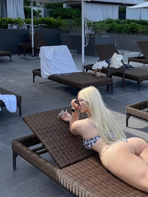 Хана escort in Алматы