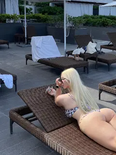 Хана escort in Алматы
