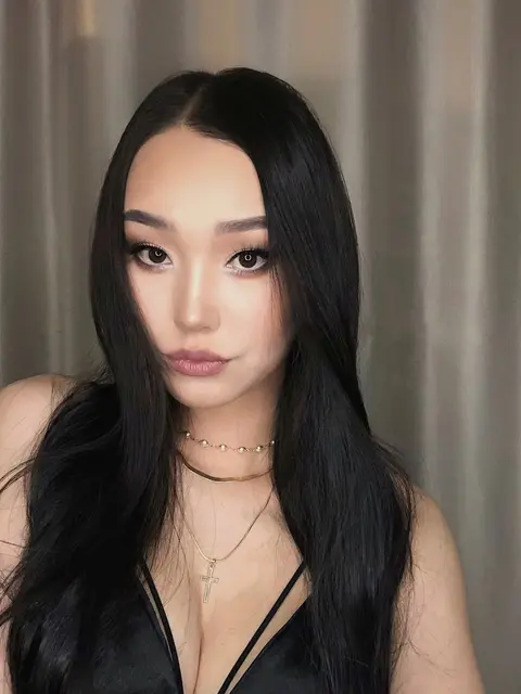 Ирма escort in Алматы