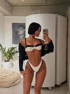 Лайла escort in Алматы