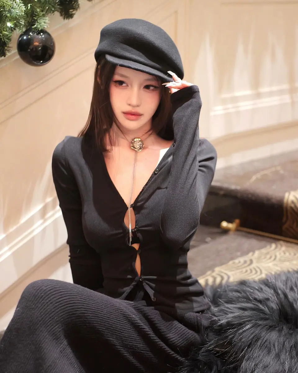 Лила escort in Алматы