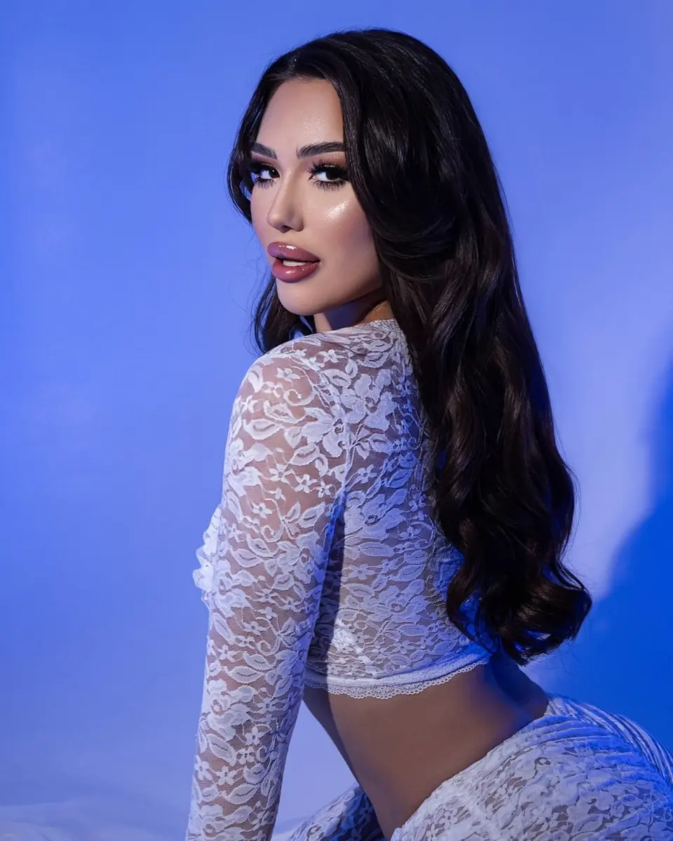 Мартина escort in Алматы