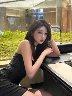 Майя escort in Алматы