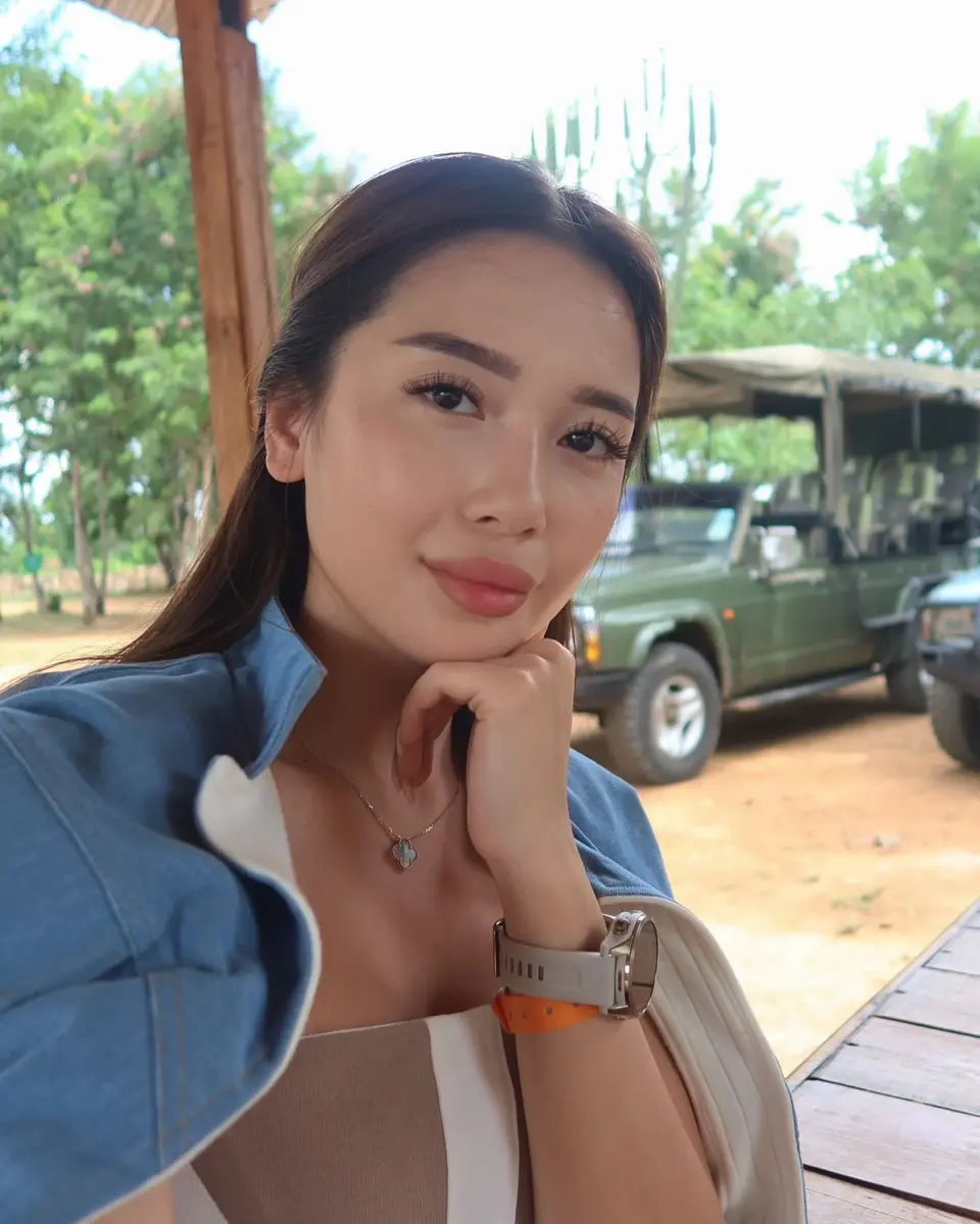Назым escort in Алматы