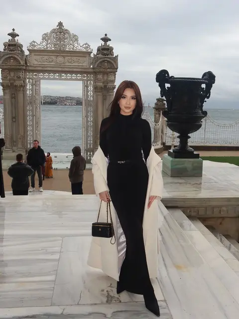 Назым escort in Алматы