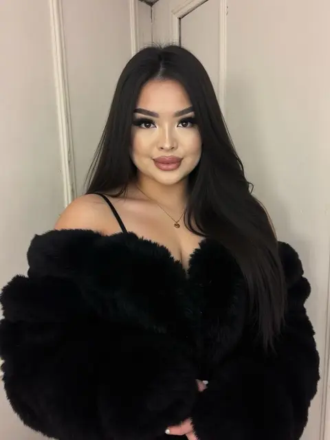 Оамира escort in Алматы
