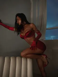 Полли escort in Алматы
