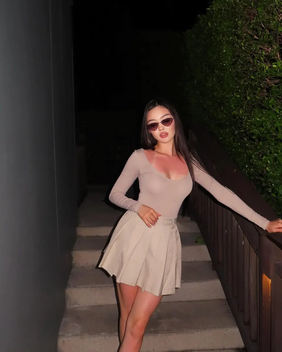 Самал escort in Алматы