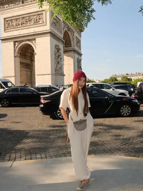 Самира escort in Алматы