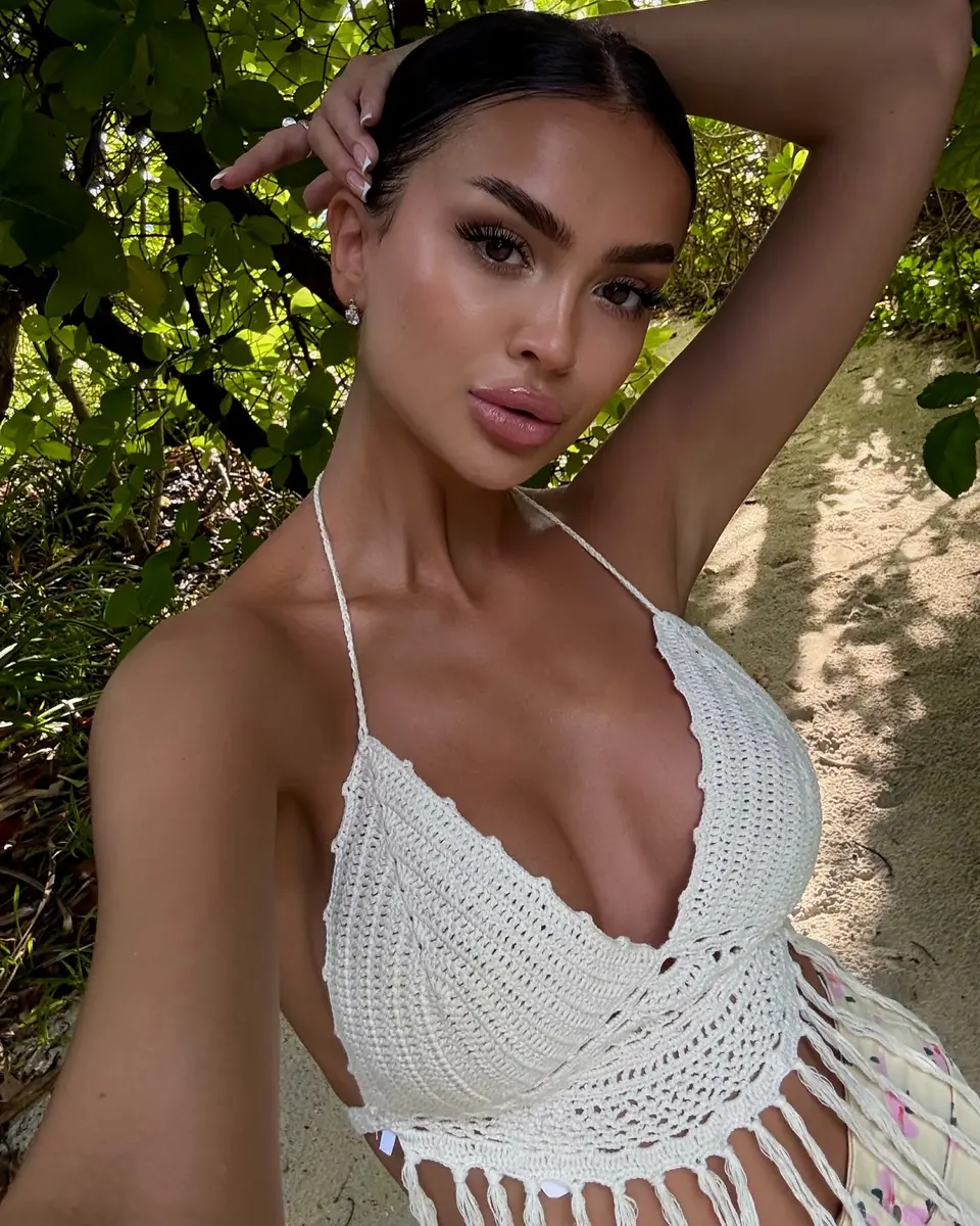 Шолпан escort in Алматы