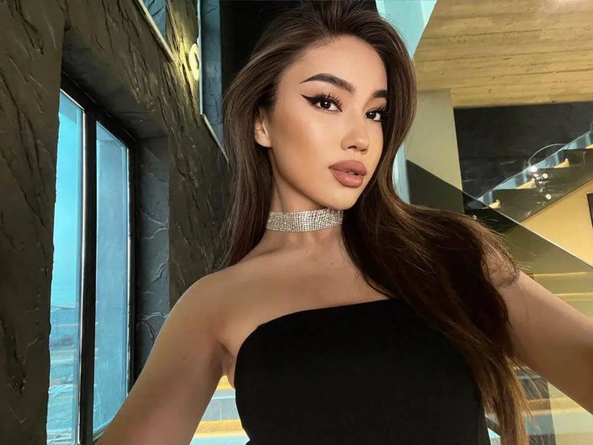 Симмона escort in Алматы