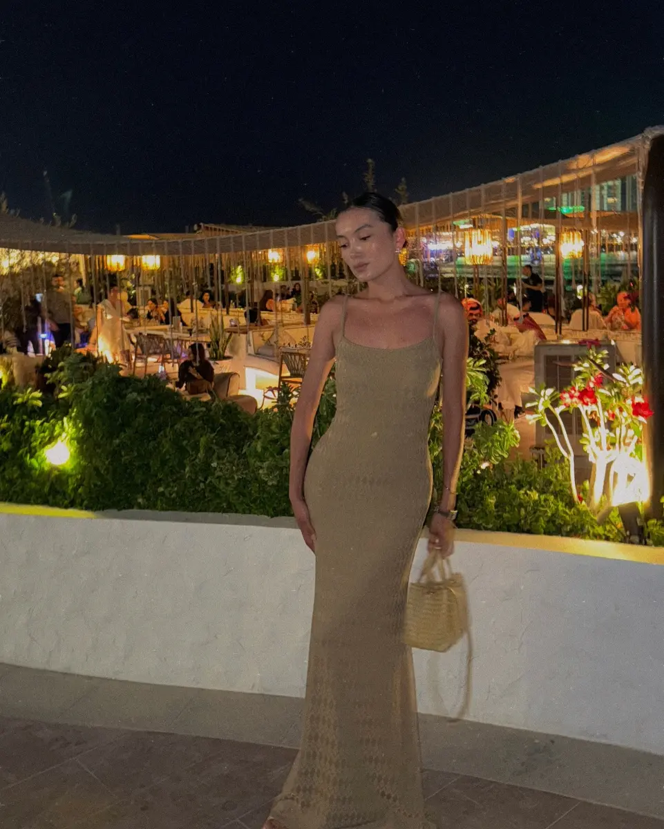 Толкын escort in Алматы