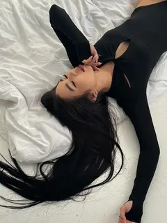 Валерия escort in Алматы