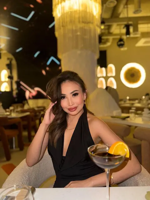 Ванесса escort in Алматы